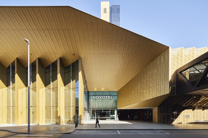 MCEC by Peter Bennetts